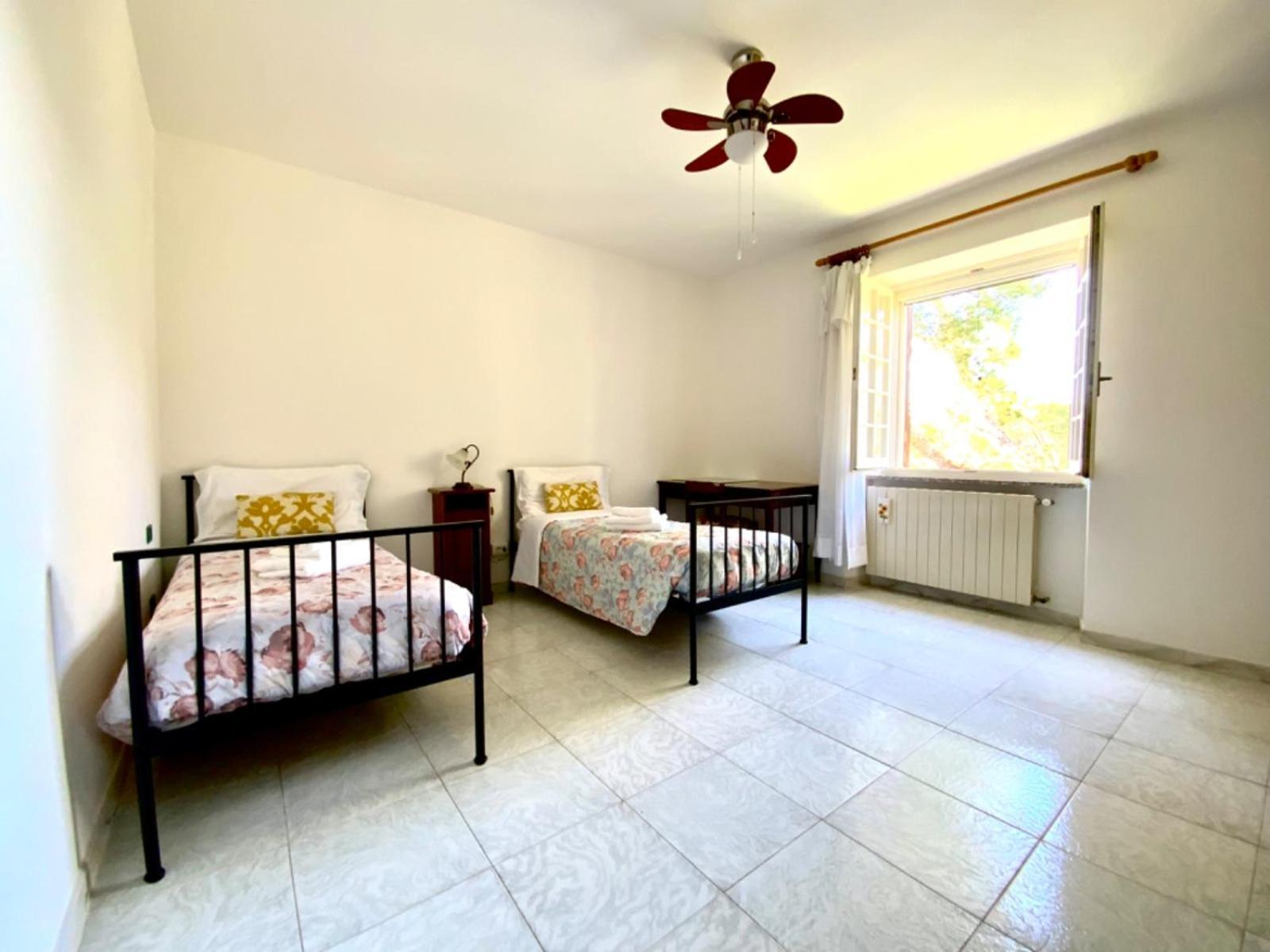 Aragonite Azzurra Casa Vacanza 贡内萨 外观 照片